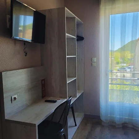 Hotel Restaurant Les Chataigniers Privas