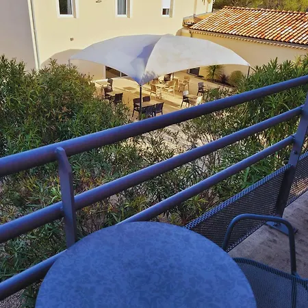 Hotel Restaurant Les Chataigniers Privas