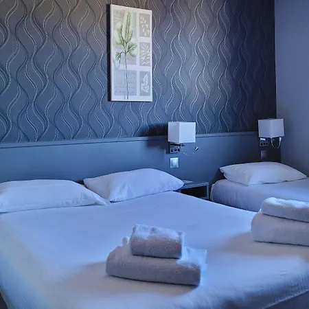 Hotel Restaurant Les Chataigniers 3*
