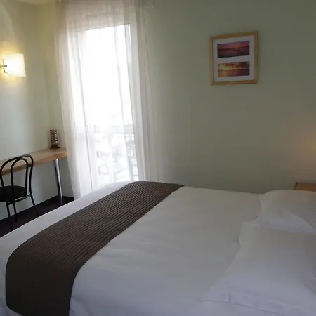 Hotel Restaurant Les Chataigniers