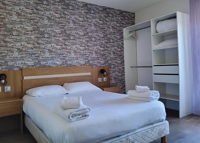 Restaurant Les Chataigniers Отель 3*
