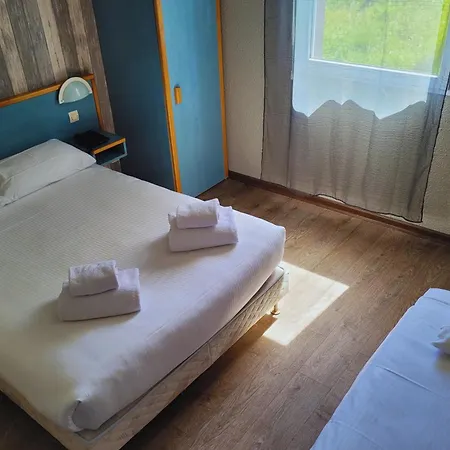 Hotel Restaurant Les Chataigniers 3*