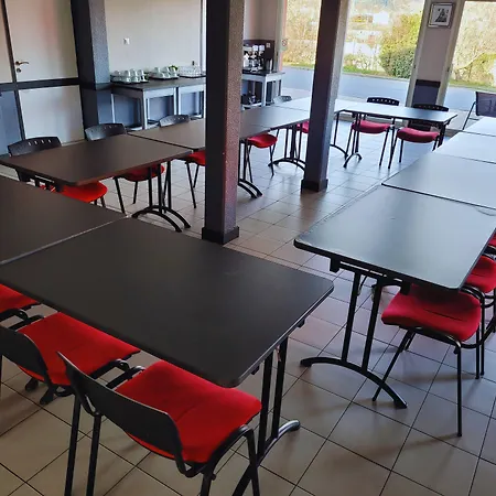 Hotel Restaurant Les Chataigniers Privas