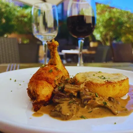 Restaurant Les Chataigniers Hotel